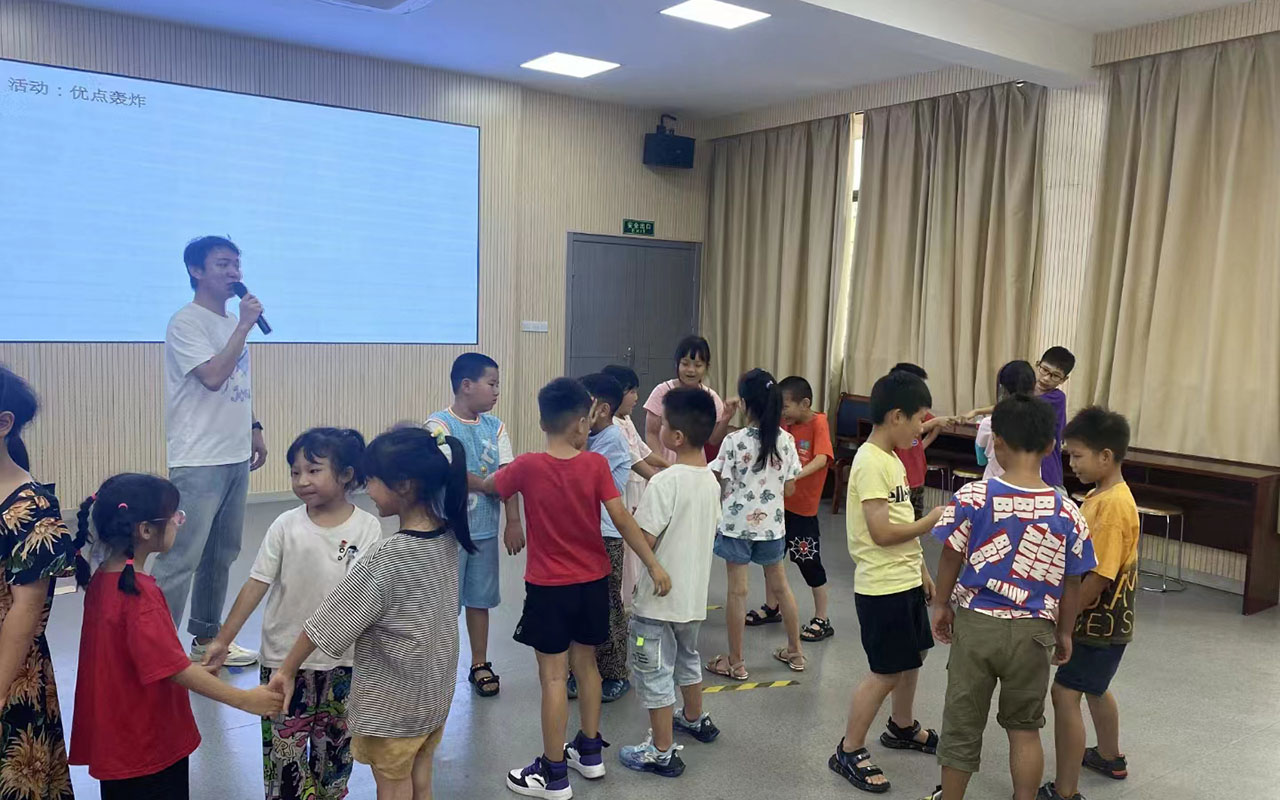 瑞金龙观乡中心学校